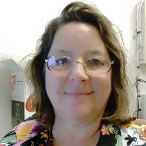 Meet your Posher, Becky